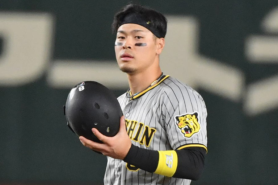 佐藤輝明の父はどんな人？金持ちの噂や家族構成についても調査